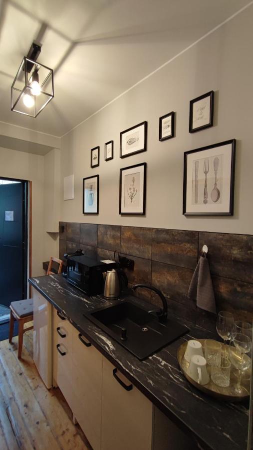 Singer Apartment
